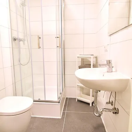 Zimmer24Frei Boardinghouse Cologne Exterior photo