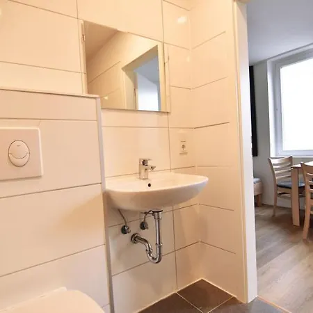 Zimmer24Frei Boardinghouse Cologne Exterior photo